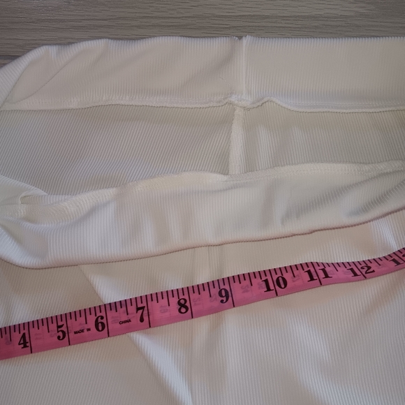 Women's Plus Size Casual Solid Color Plus Size Pit Vest Jacket Pants Three-Piece - Picture 6 of 16